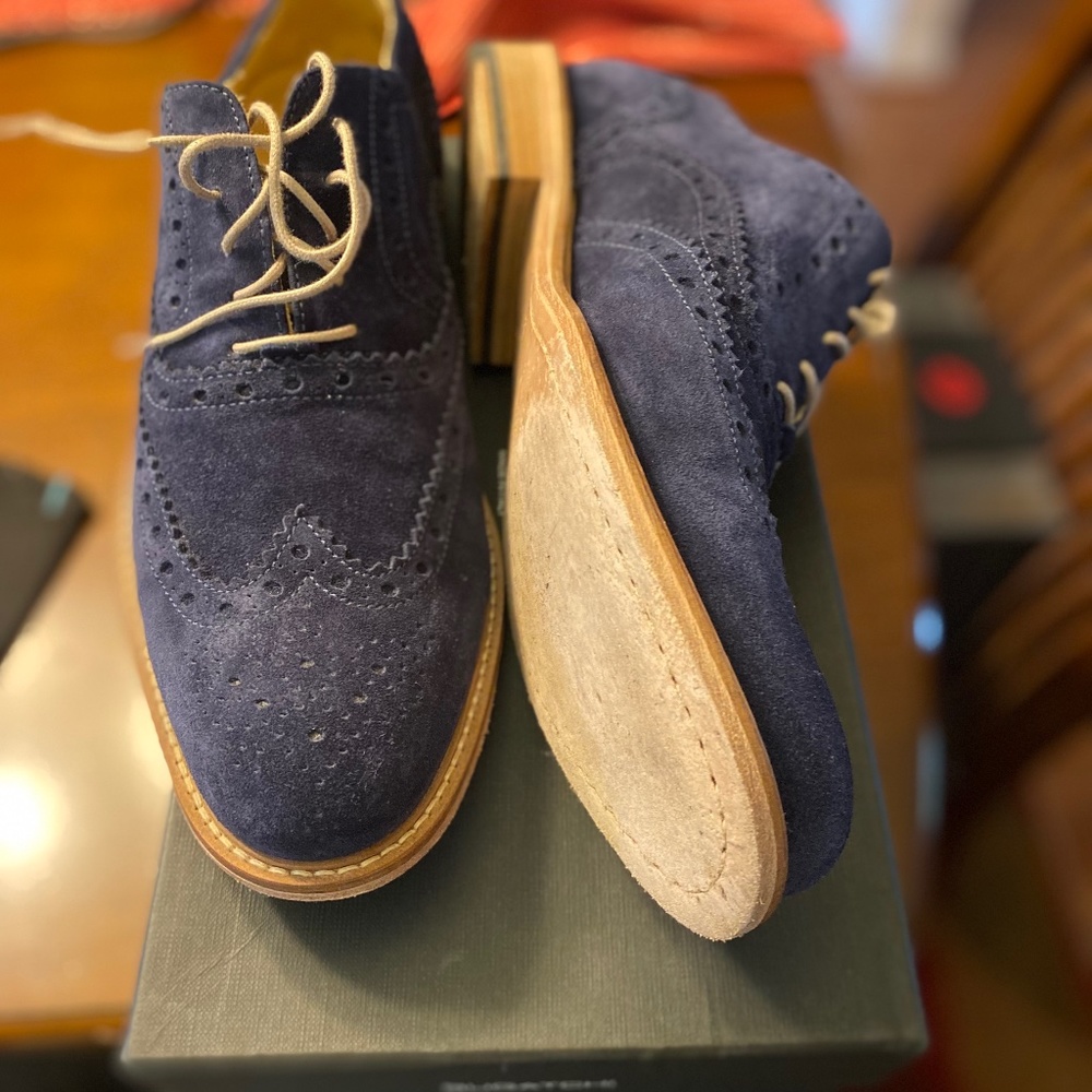 Bugatchi suede WingTip